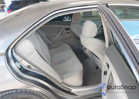 2009 Toyota Camry Le z USA, uszkodzony, nr VIN 4T4BE46K59R056646